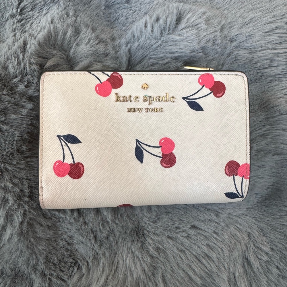 Kate Spade New York Cherry Print Wallet – Great Condition